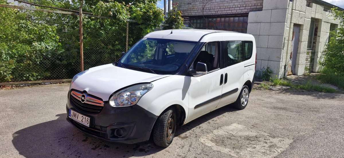Opel Combo, 1.6 l., Минивэн