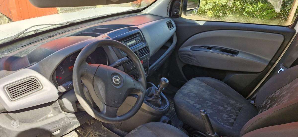 Opel Combo, 1.6 l., Минивэн