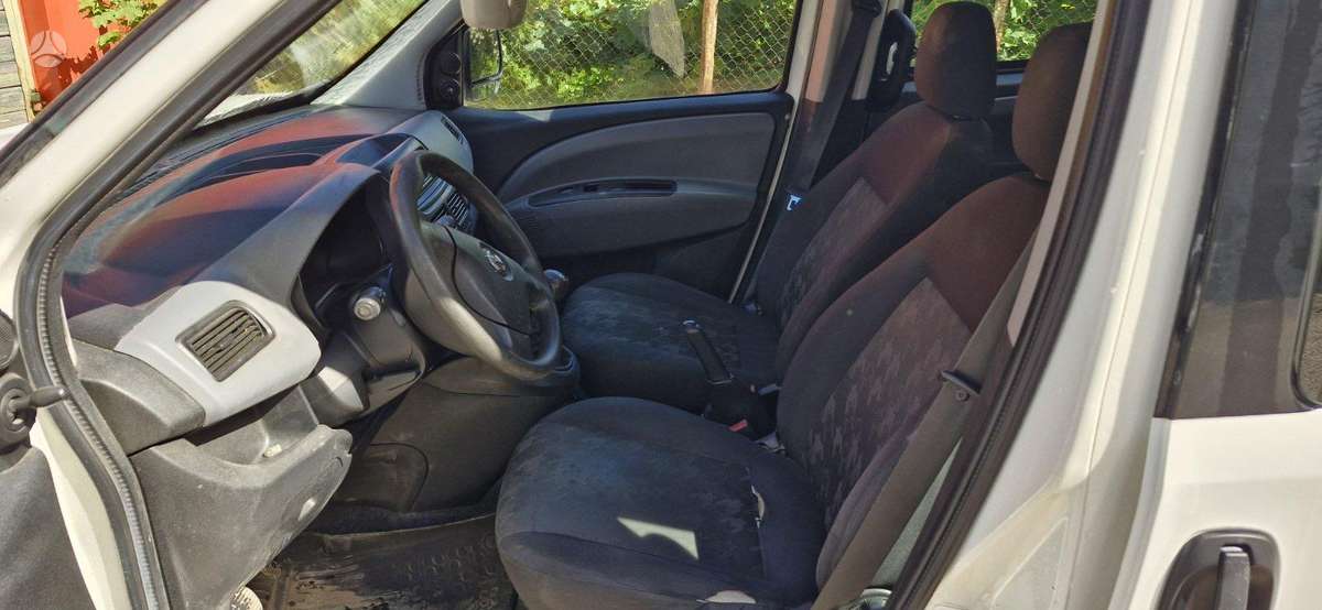 Opel Combo, 1.6 l., mpv / minivan
