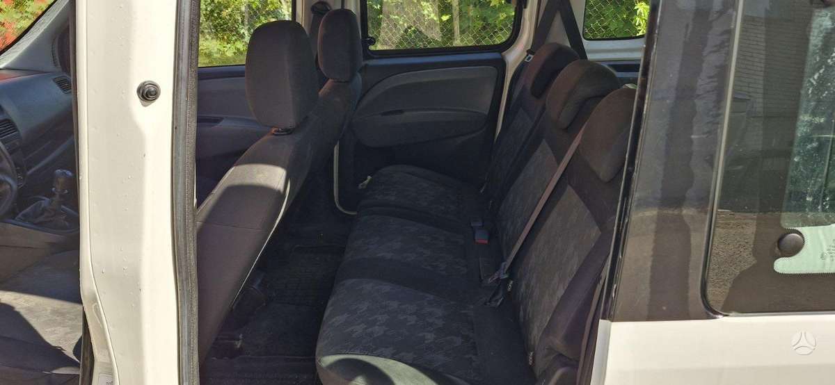 Opel Combo, 1.6 l., mpv / minivan