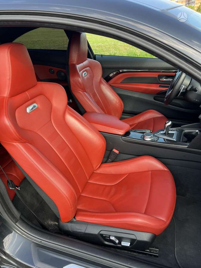 BMW M4, coupe
