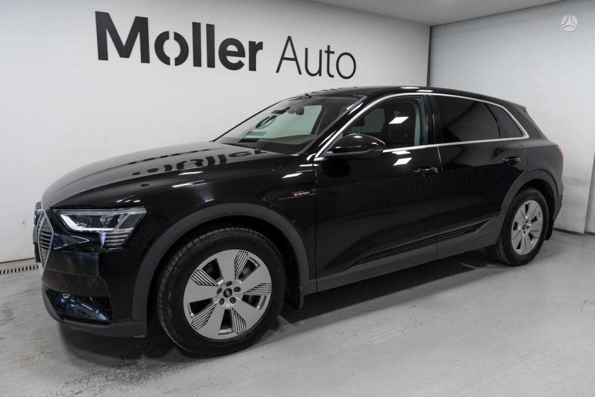 Audi e-tron, Внедорожник / Кроссовер