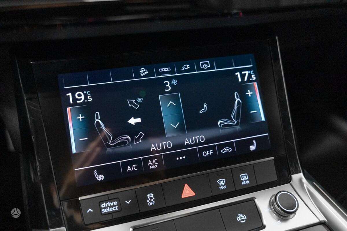 Audi e-tron, Внедорожник / Кроссовер