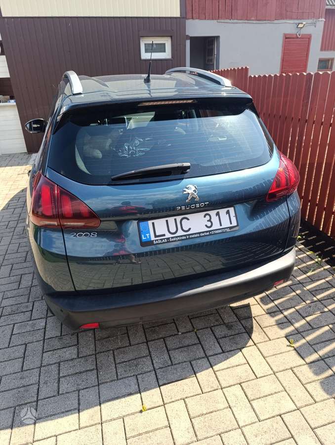 Peugeot 2008 - 6