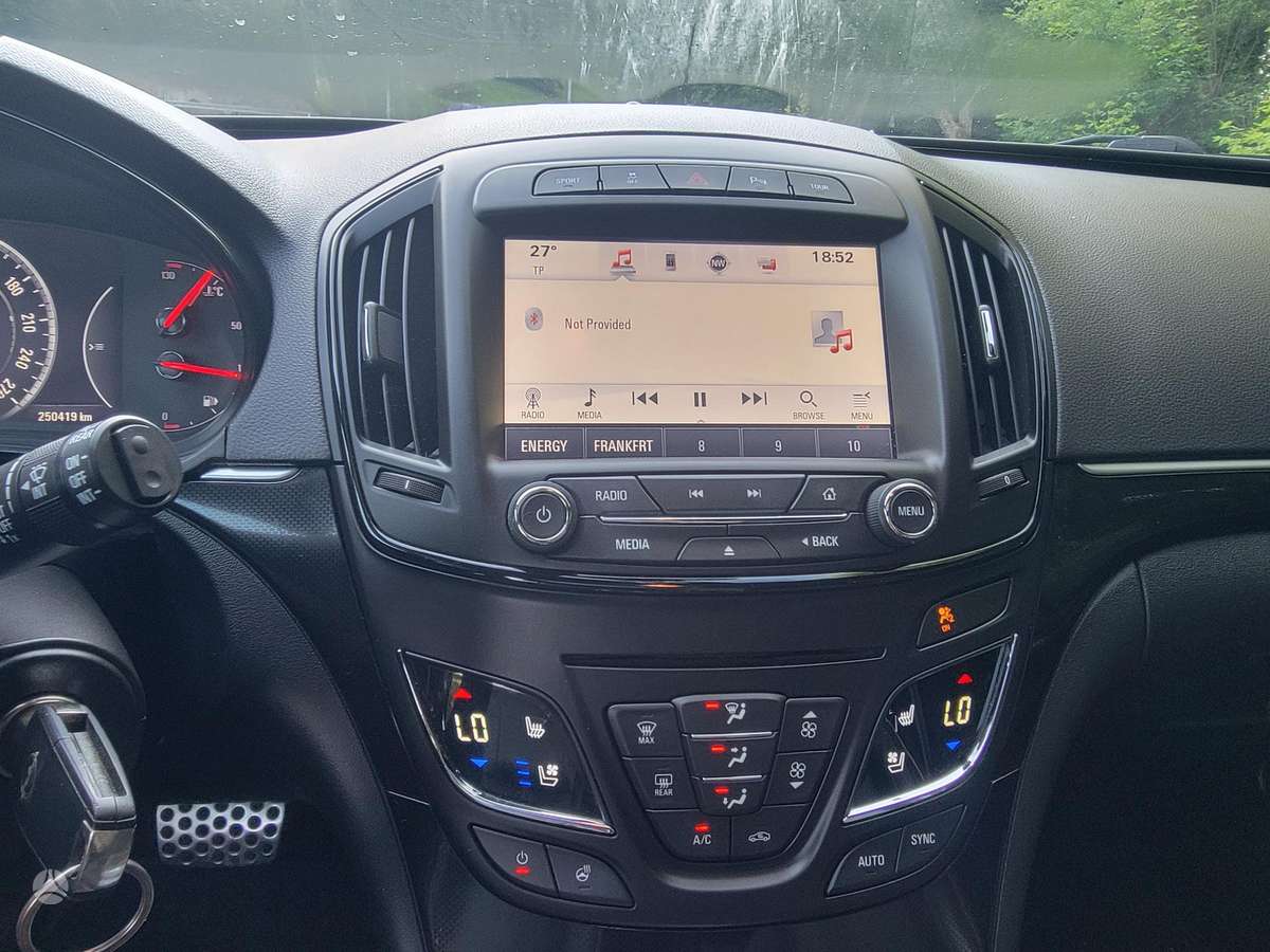 Opel Insignia, 2.0 l., Универсал