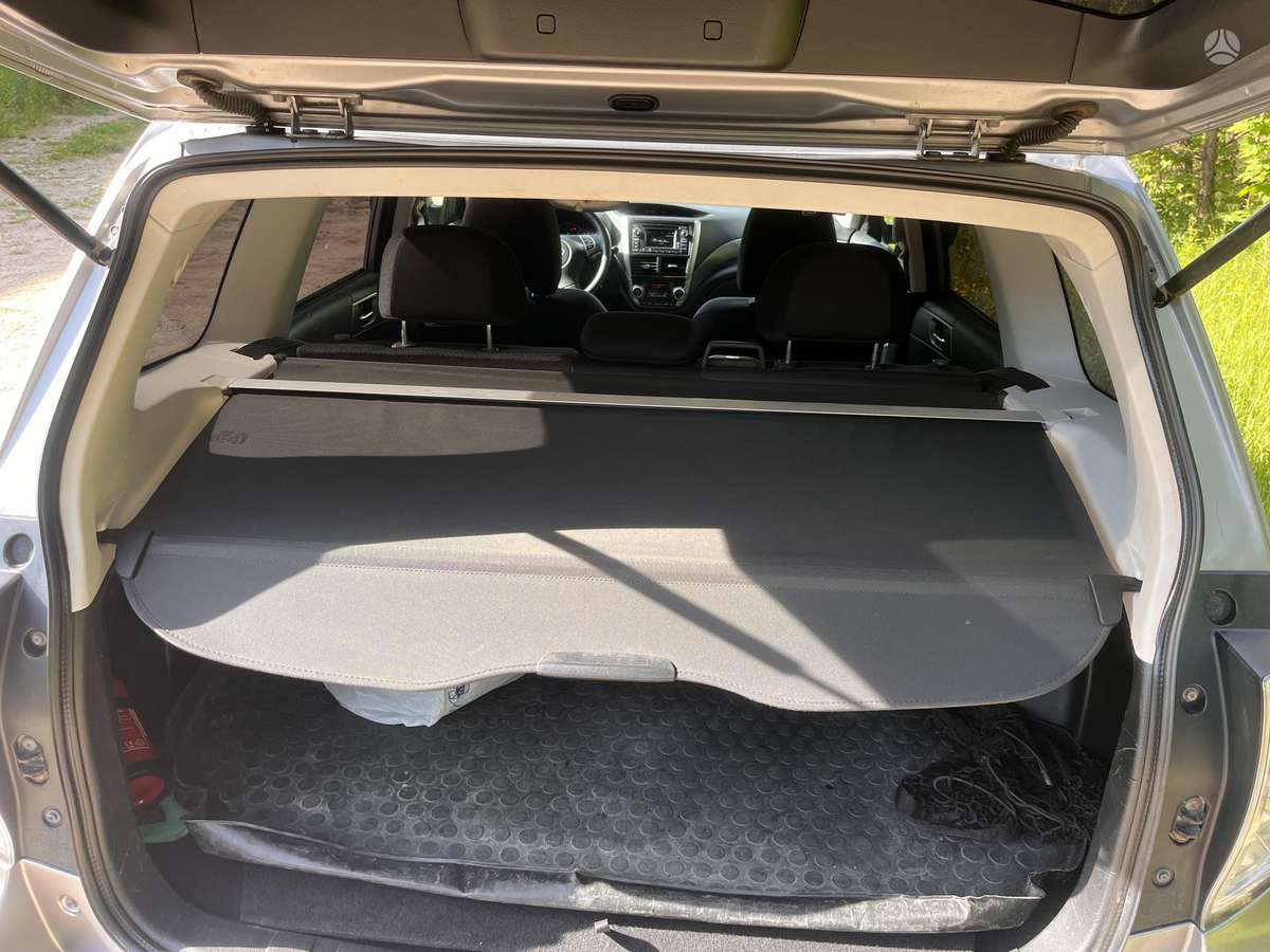 Subaru Forester, 2.0 l., Внедорожник / Кроссовер