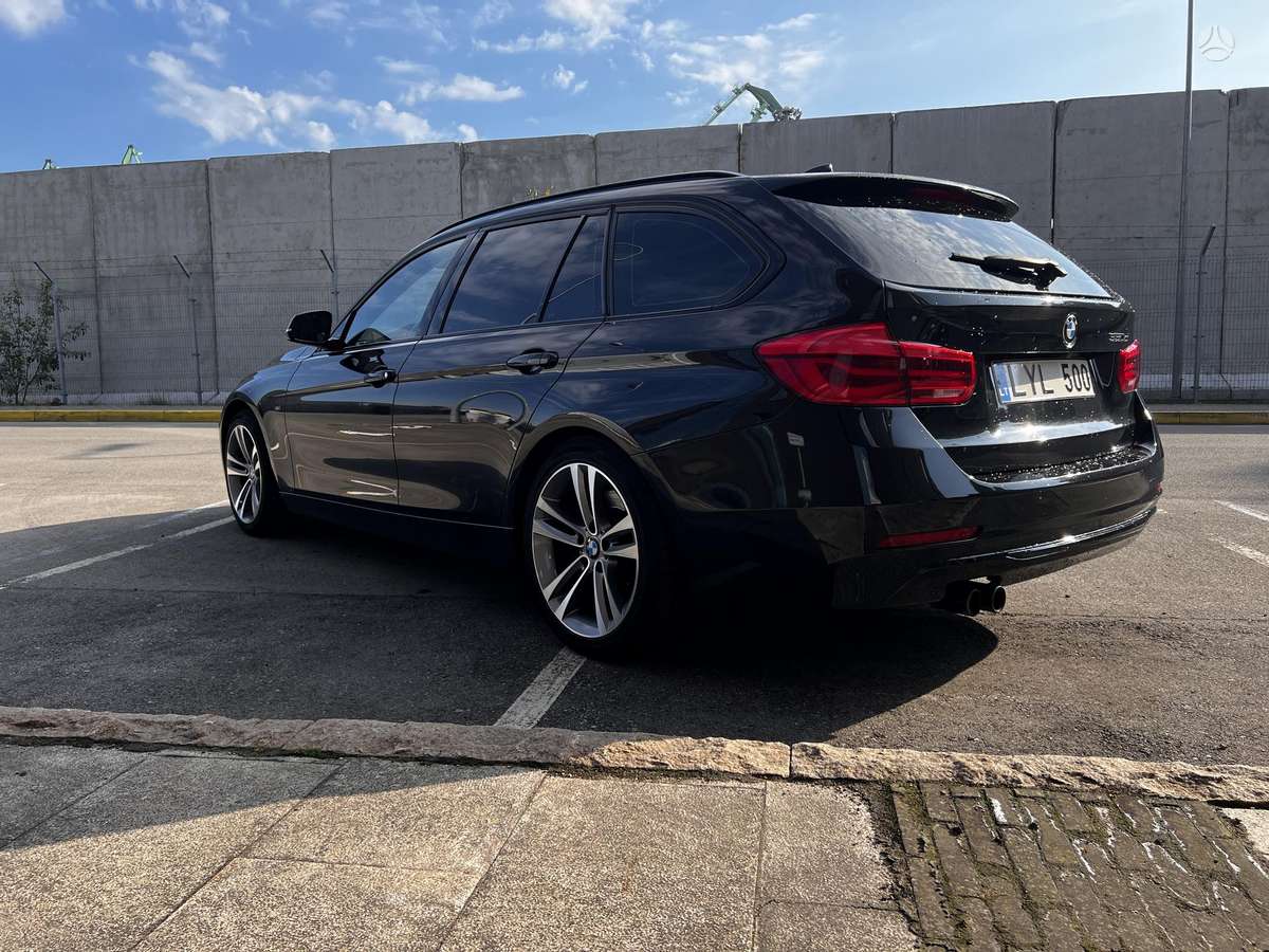 BMW 330, 3.0 l., wagon