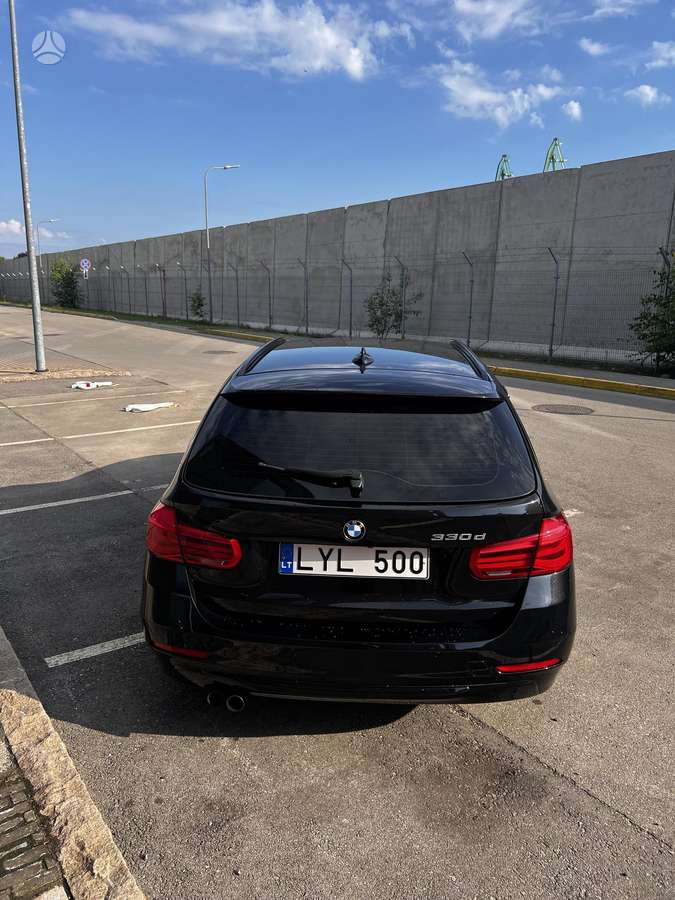BMW 330, 3.0 l., wagon