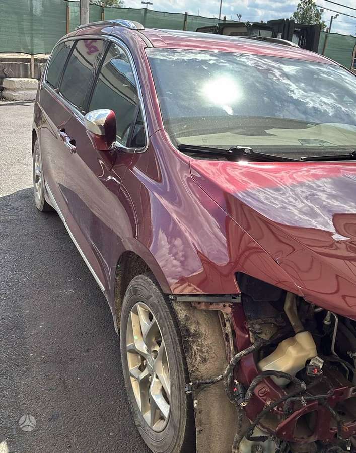 Chrysler Pacifica, 3.6 l., Минивэн