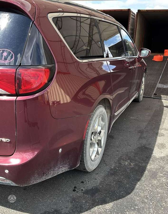 Chrysler Pacifica, 3.6 l., Минивэн