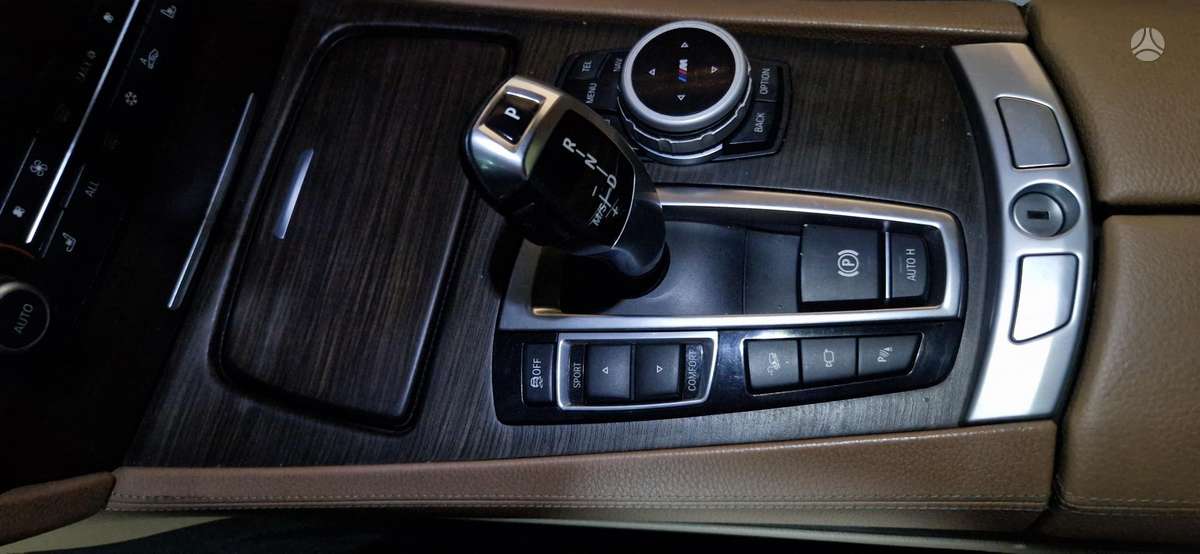 BMW 740, 3.0 l., Седан