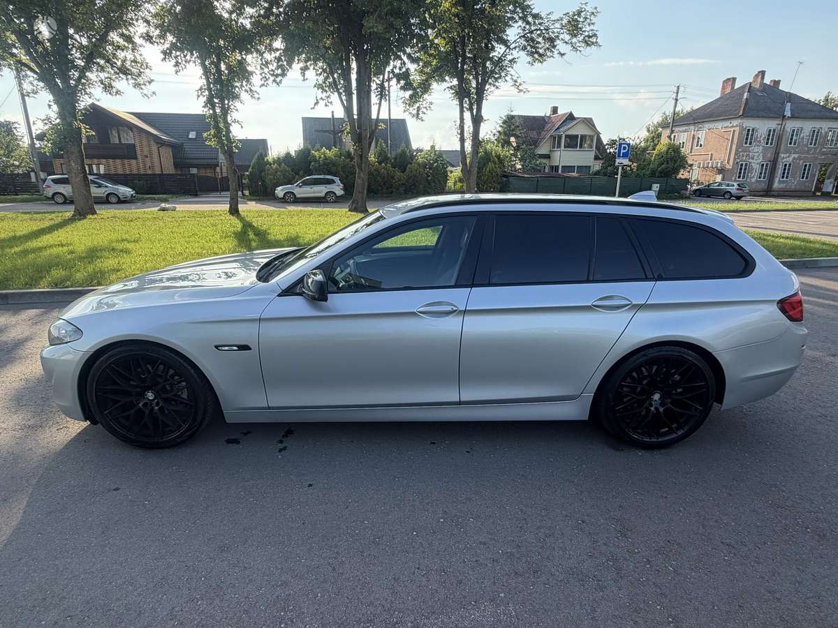 BMW 520, 2.0 l., Универсал