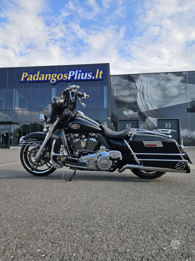 Harley-Davidson Electra Glide 1584cc, touring / sport touring