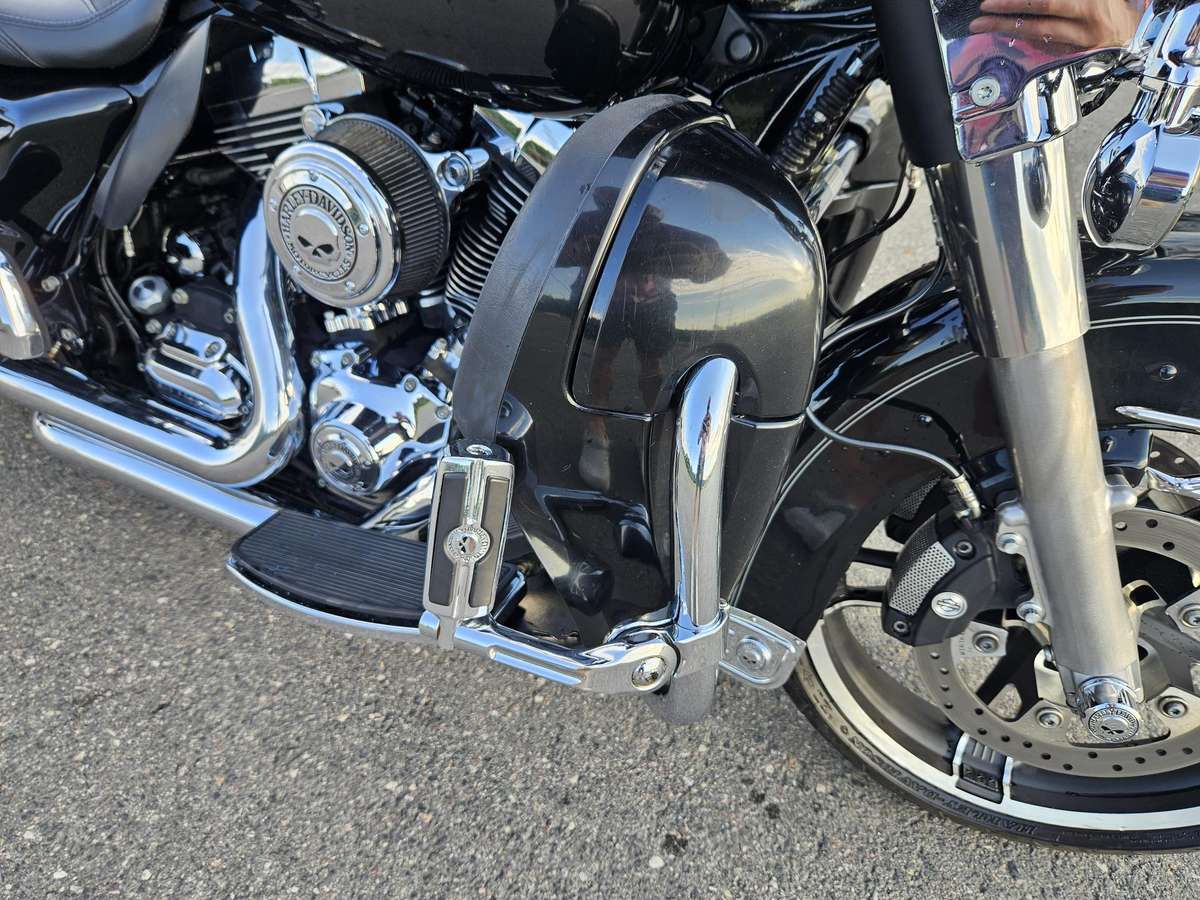 Harley-Davidson Electra Glide 1584cc, touring / sport touring