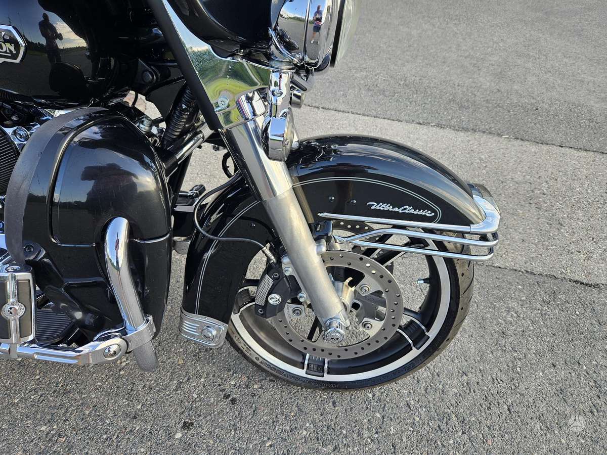 Harley-Davidson Electra Glide 1584cc, touring / sport touring