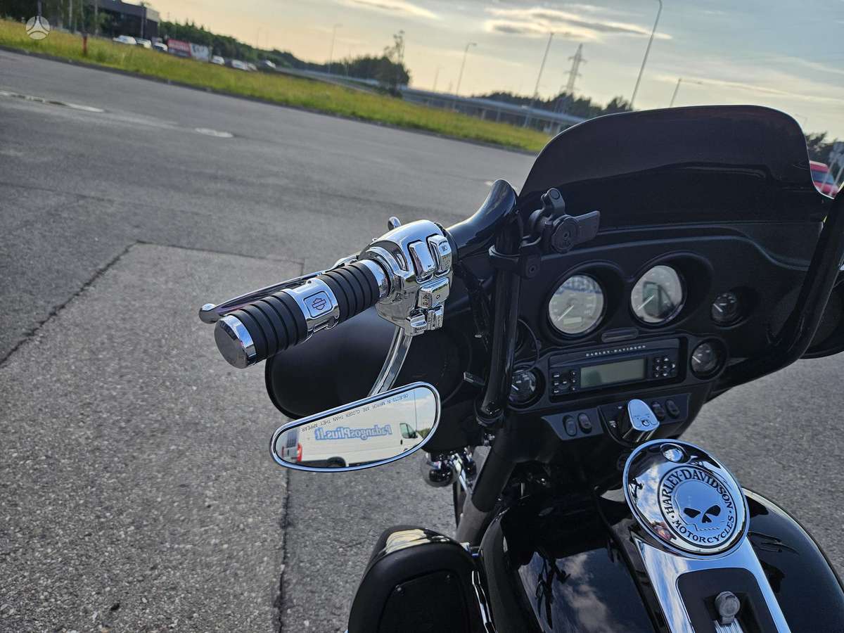 Harley-Davidson Electra Glide 1584cc, touring / sport touring