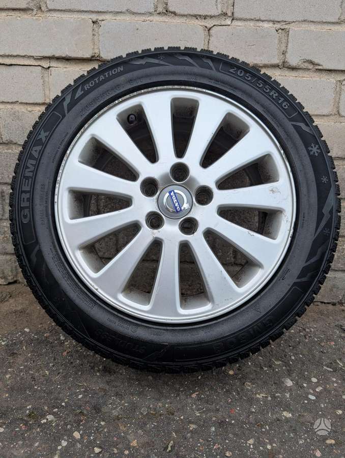 Volvo C30, 1.6 l., hatchback