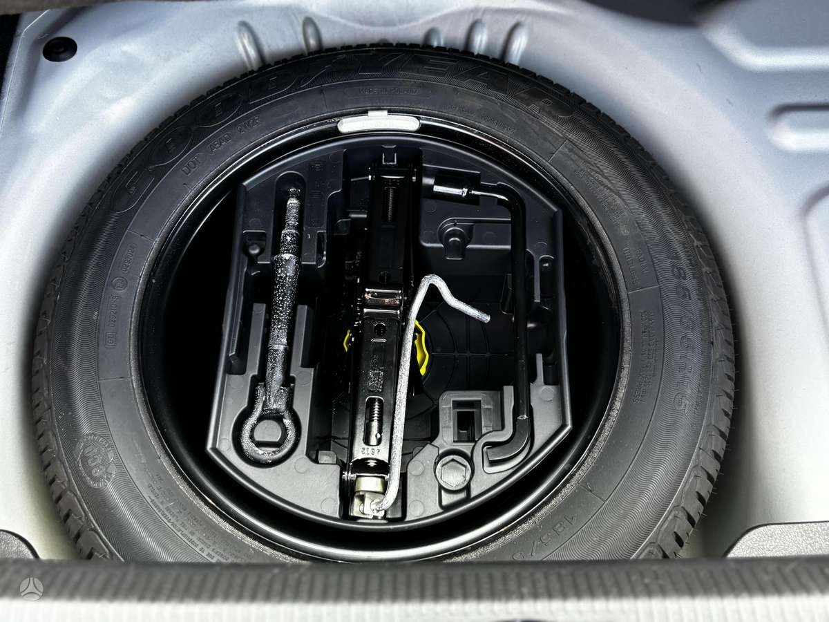Peugeot 207, Хэтчбек