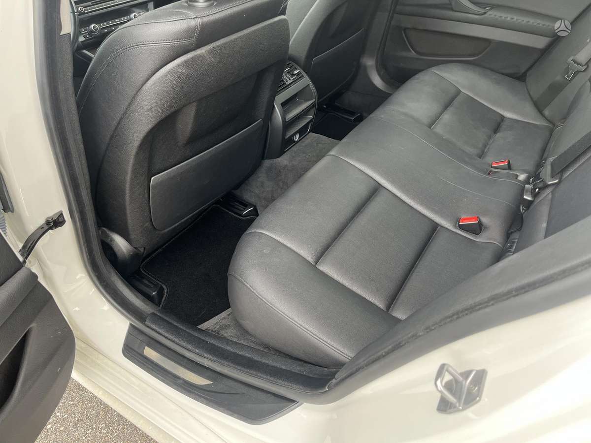 BMW 528, 2.0 l., Седан