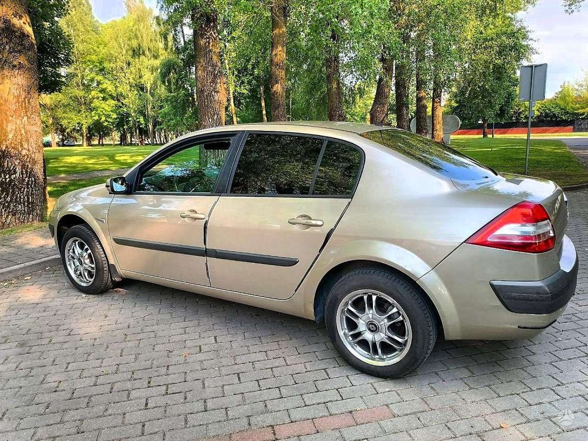 Renault Megane, 2.0 l., Седан