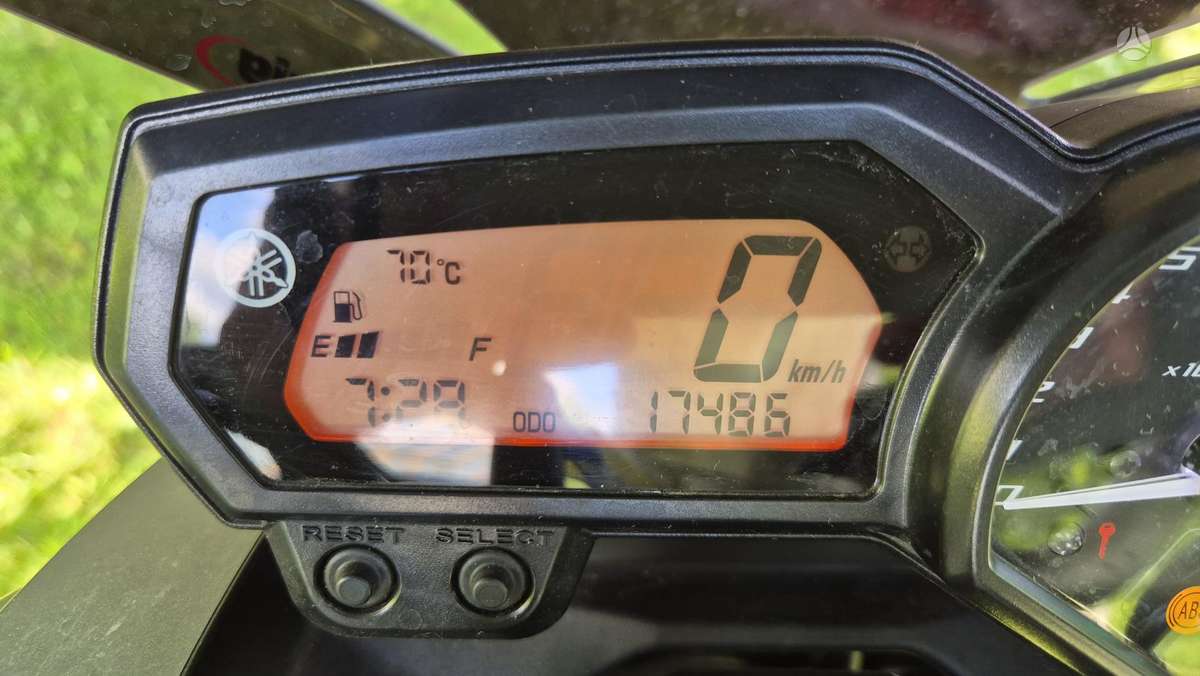 Yamaha XJ6 600cc, street / classic