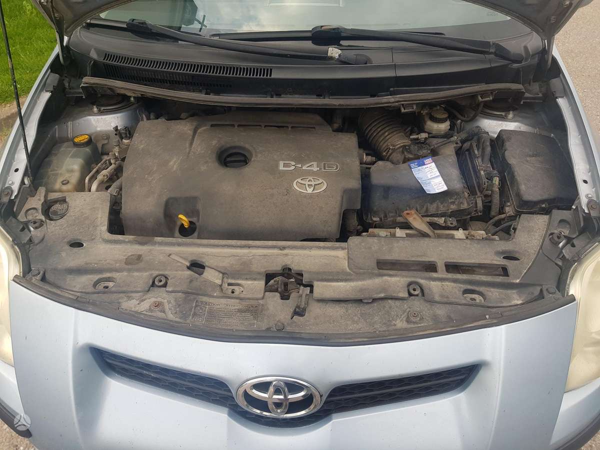 Toyota Auris - 5