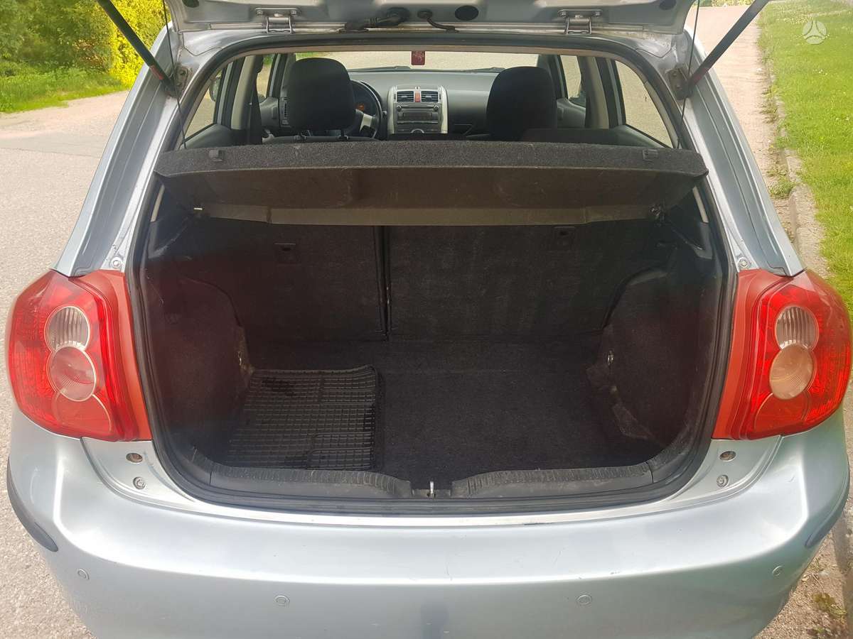 Toyota Auris - 4