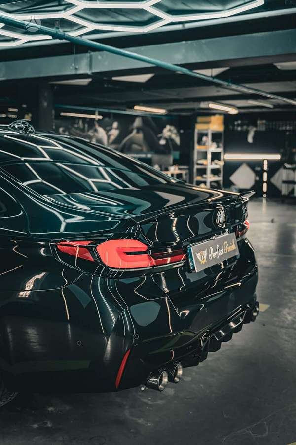 BMW M5, 4.4 l., Седан