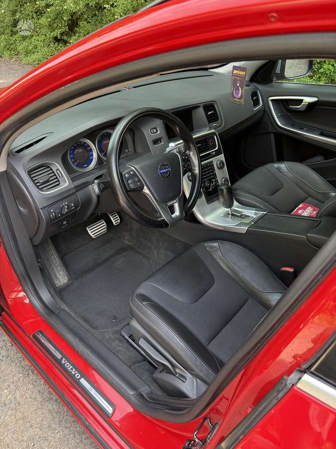 Volvo V60, 2.0 l., universalas