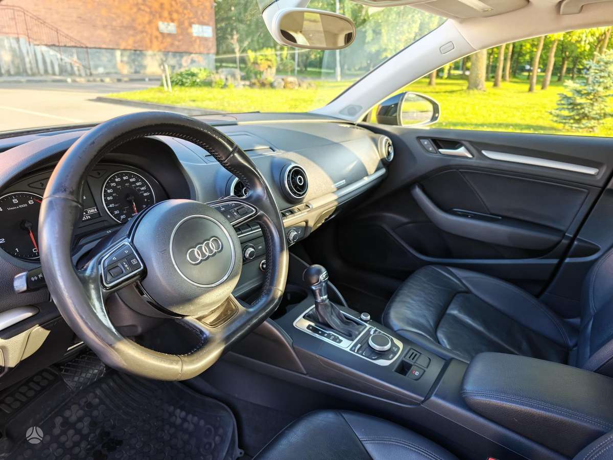 Audi A3, 2.0 l., Седан