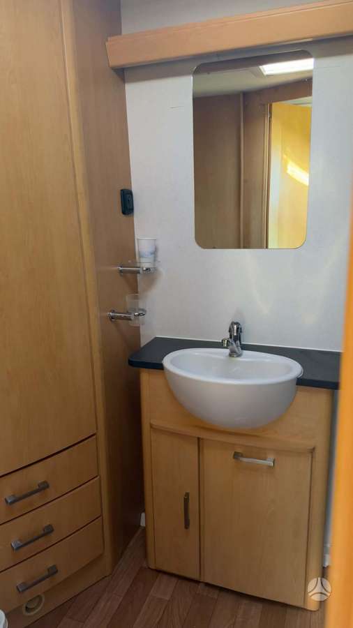Elddis Crusader typhoon, caravans