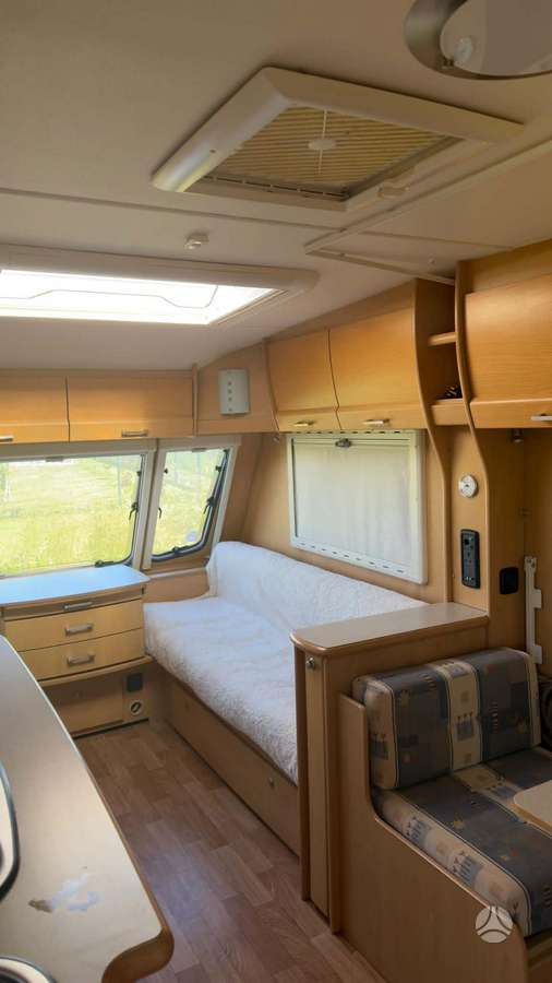 Elddis Crusader typhoon, caravans