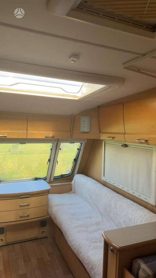 Elddis Crusader typhoon, caravans