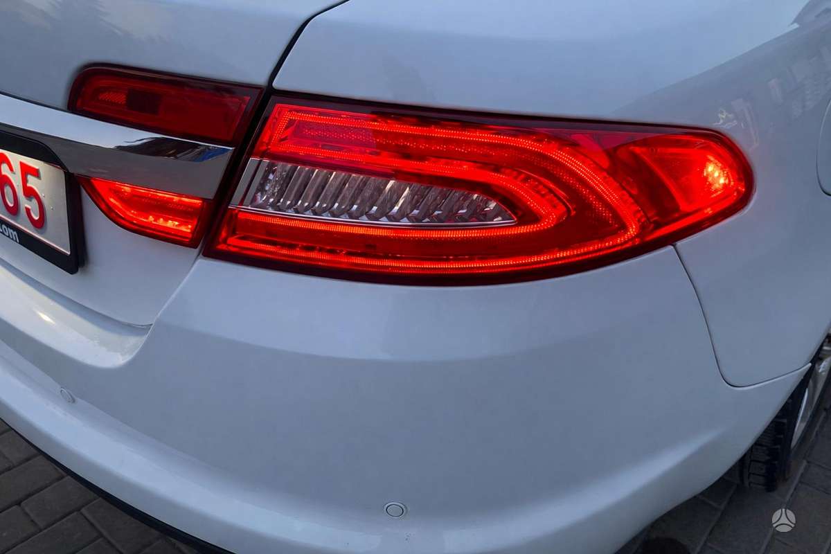 Jaguar XF, 2.2 l., Седан