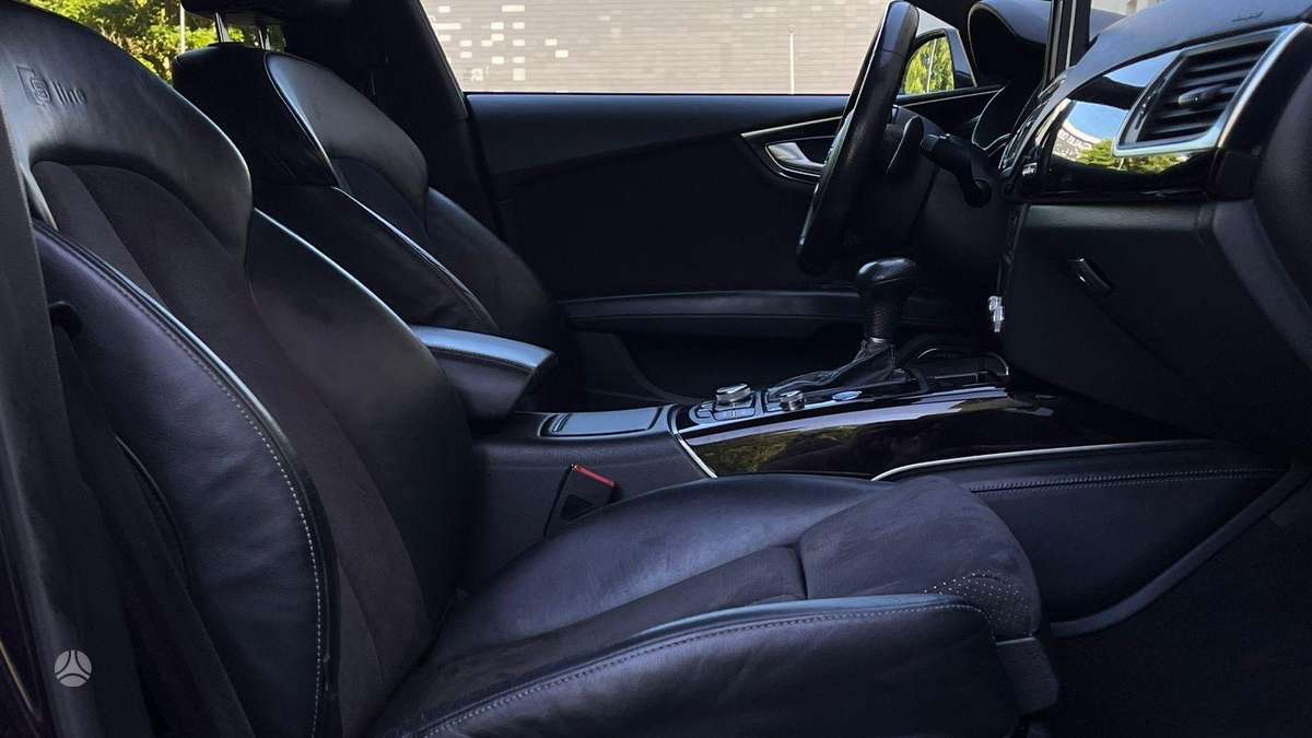 Audi A7, 3.0 l., Седан