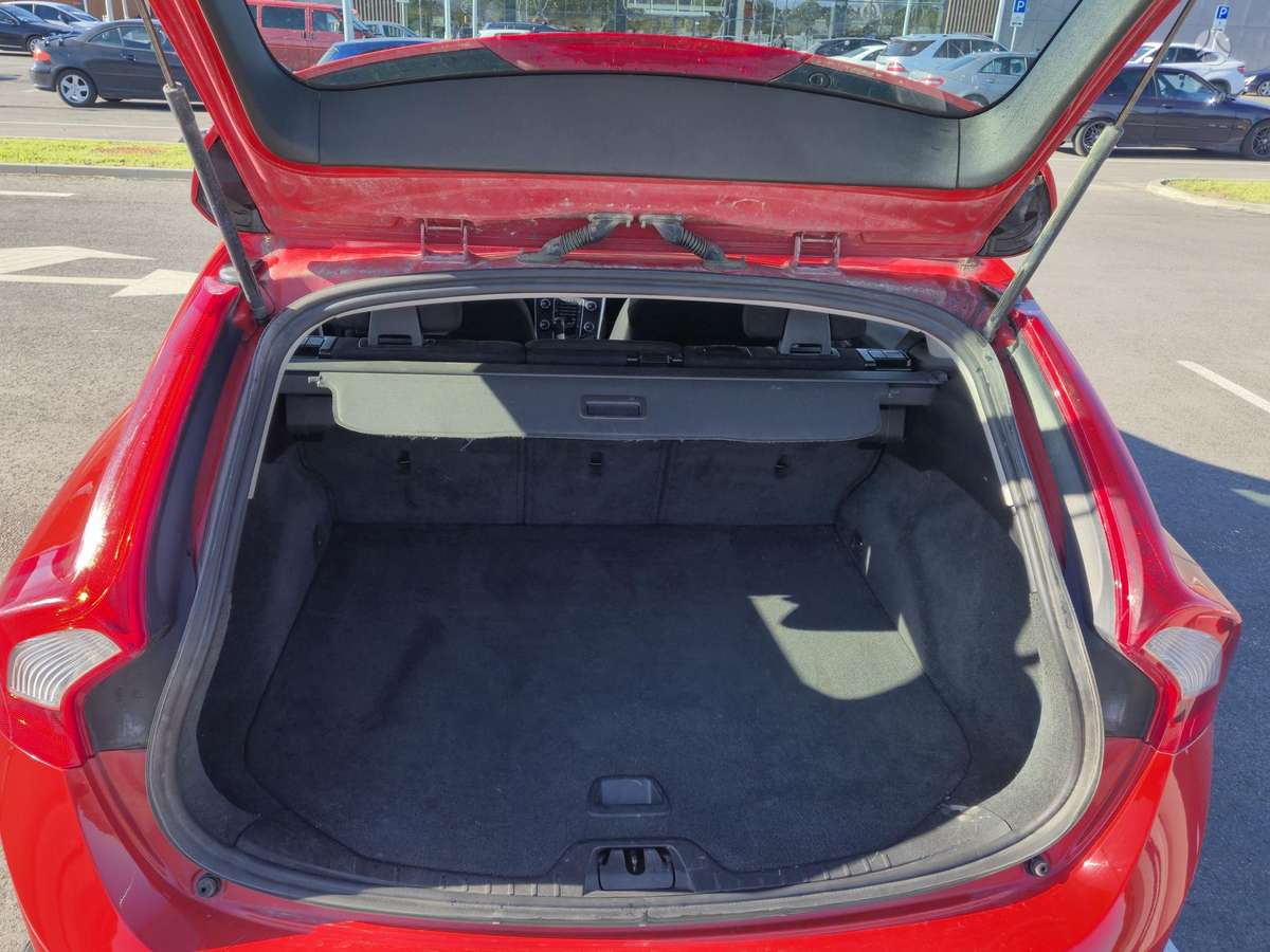 Volvo V60, 2.0 l., Универсал