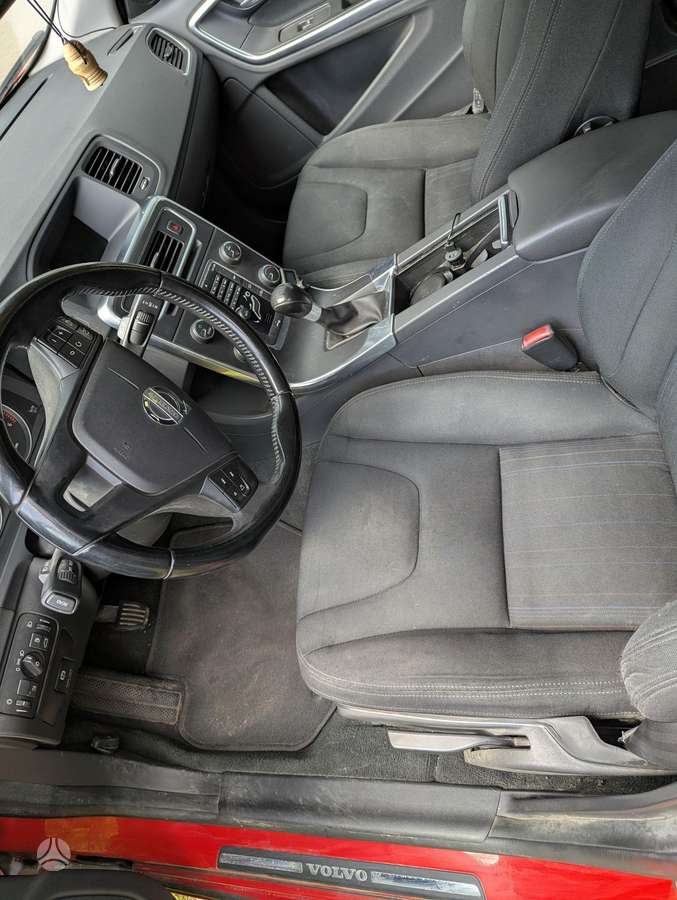 Volvo V60, 2.0 l., Универсал