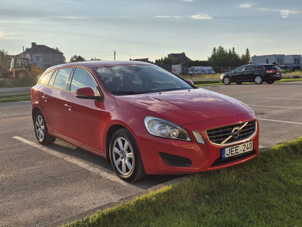 Volvo V60, 2.0 l., Универсал