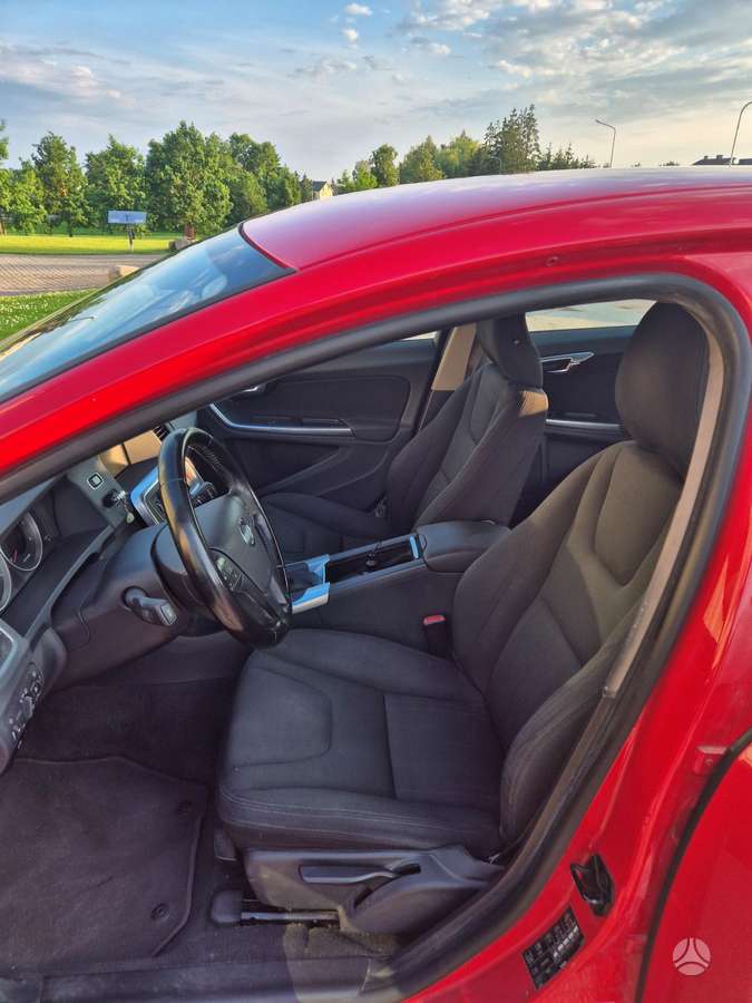 Volvo V60, 2.0 l., Универсал