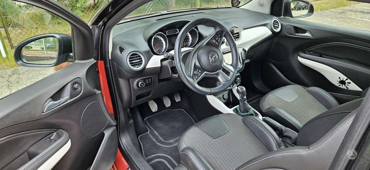 Opel Adam, 1.4 l., Хэтчбек