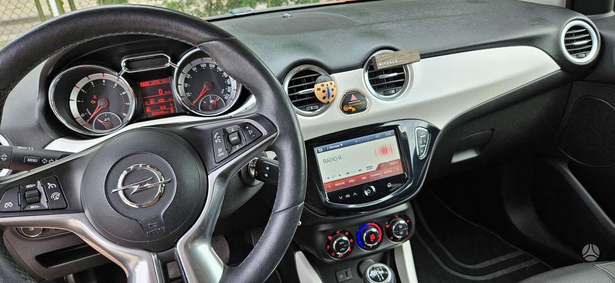 Opel Adam, 1.4 l., Хэтчбек