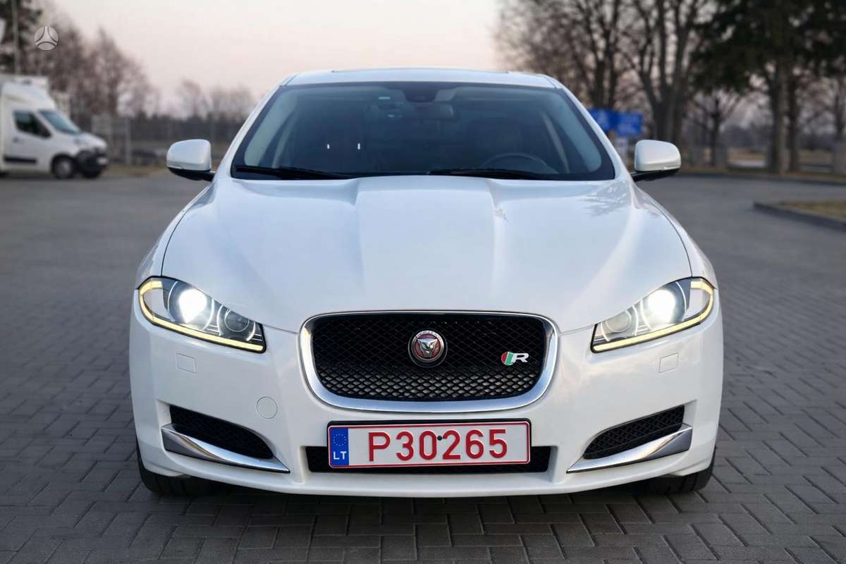 Jaguar XF, 2.2 l., sedanas
