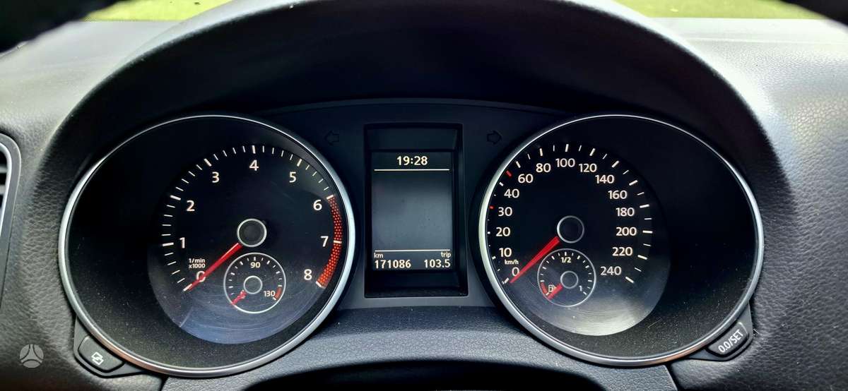 Volkswagen Golf - 7