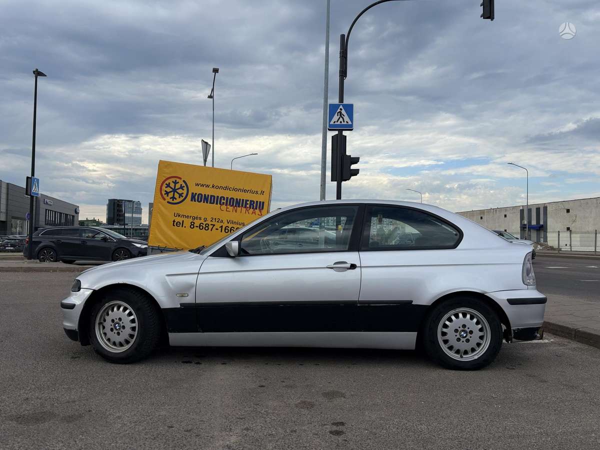BMW 316, 1.8 l., Хэтчбек