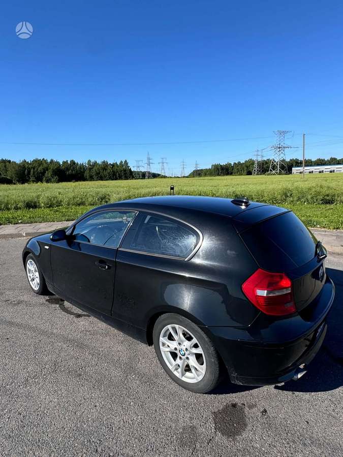 BMW 120, 2.0 l., hatchback
