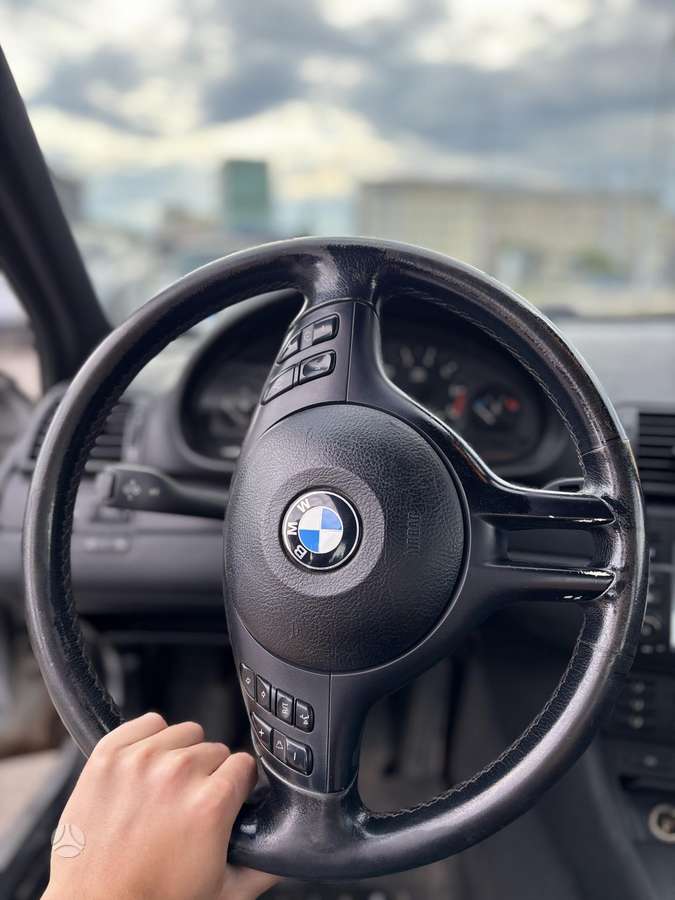 BMW 316, 1.8 l., Хэтчбек