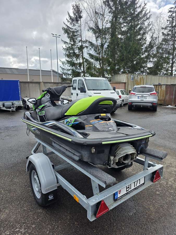 Kawasaki STX15F, водные мотоциклы