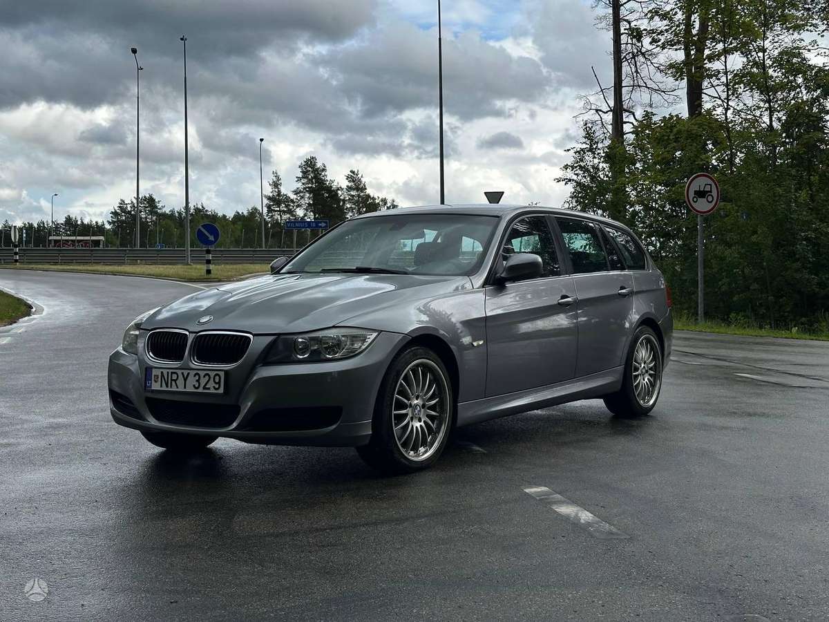 BMW 320, 2.0 l., wagon