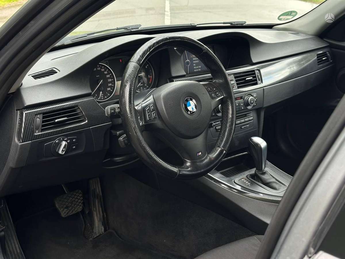 BMW 320, 2.0 l., wagon