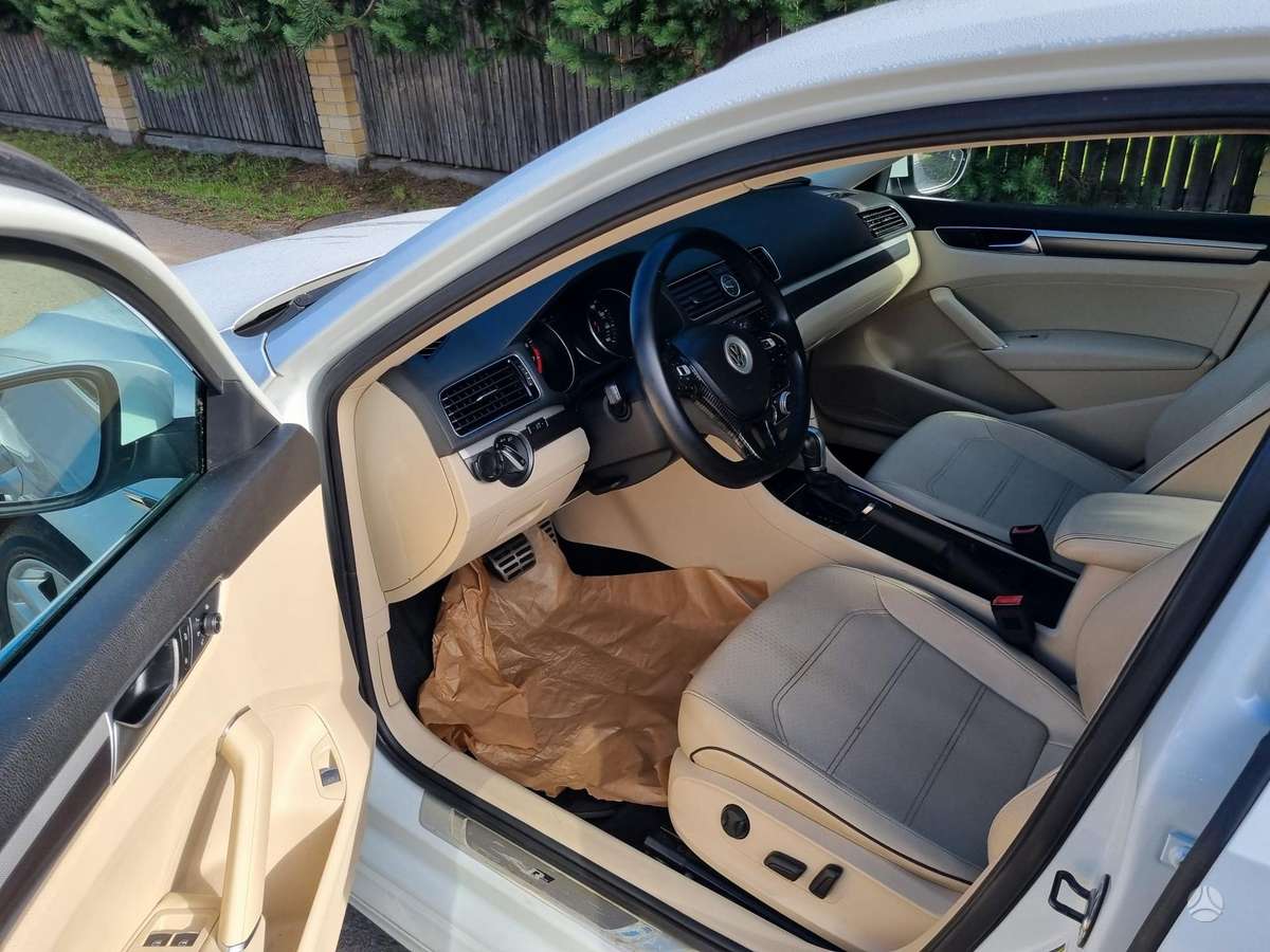 Volkswagen Passat - 6